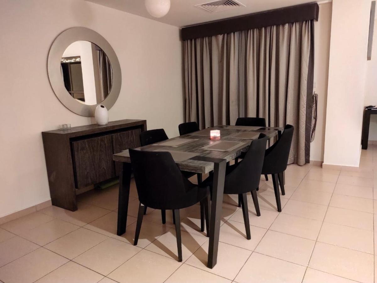 Lunar Cozy Hostel - Jbr Dubai Exterior photo