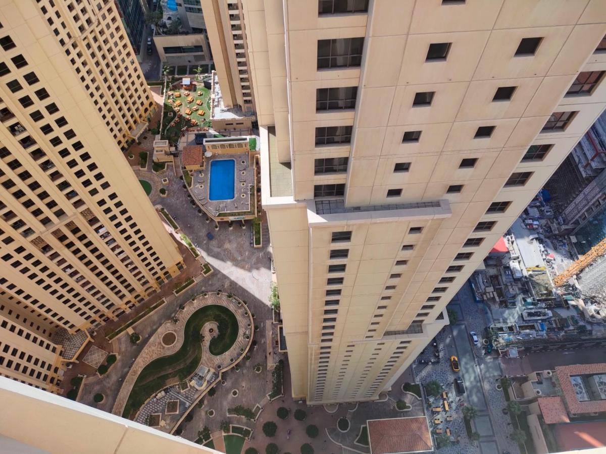 Lunar Cozy Hostel - Jbr Dubai Exterior photo