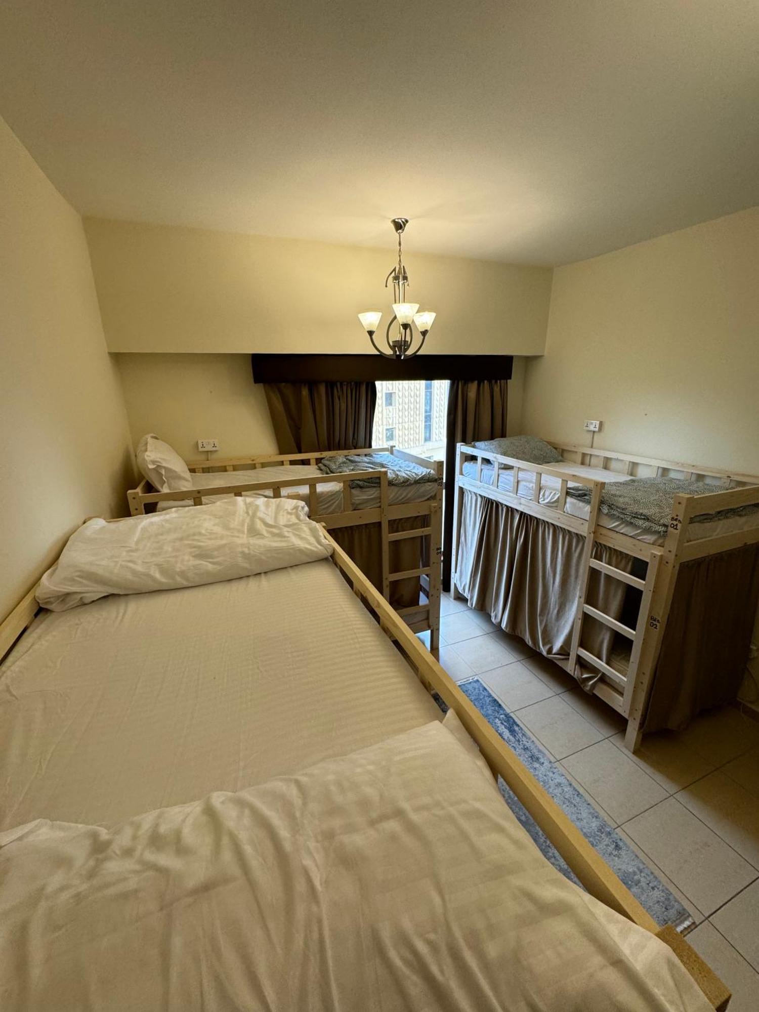 Lunar Cozy Hostel - Jbr Dubai Exterior photo
