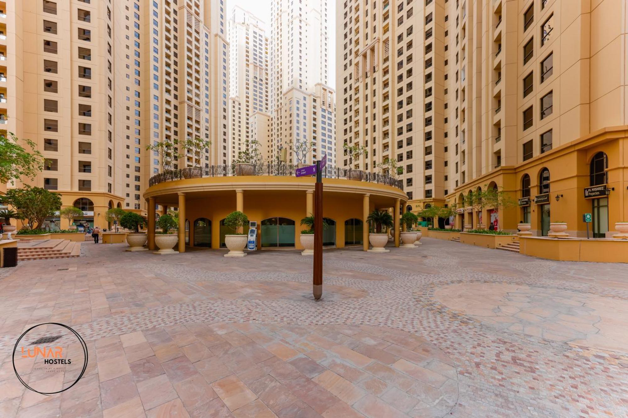 Lunar Cozy Hostel - Jbr Dubai Exterior photo