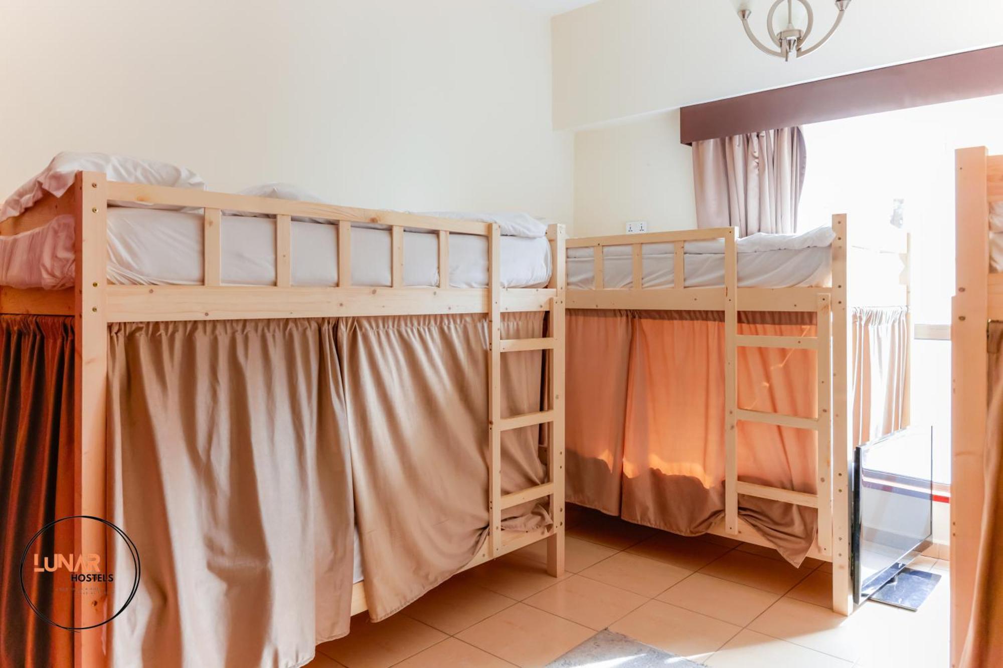 Lunar Cozy Hostel - Jbr Dubai Exterior photo