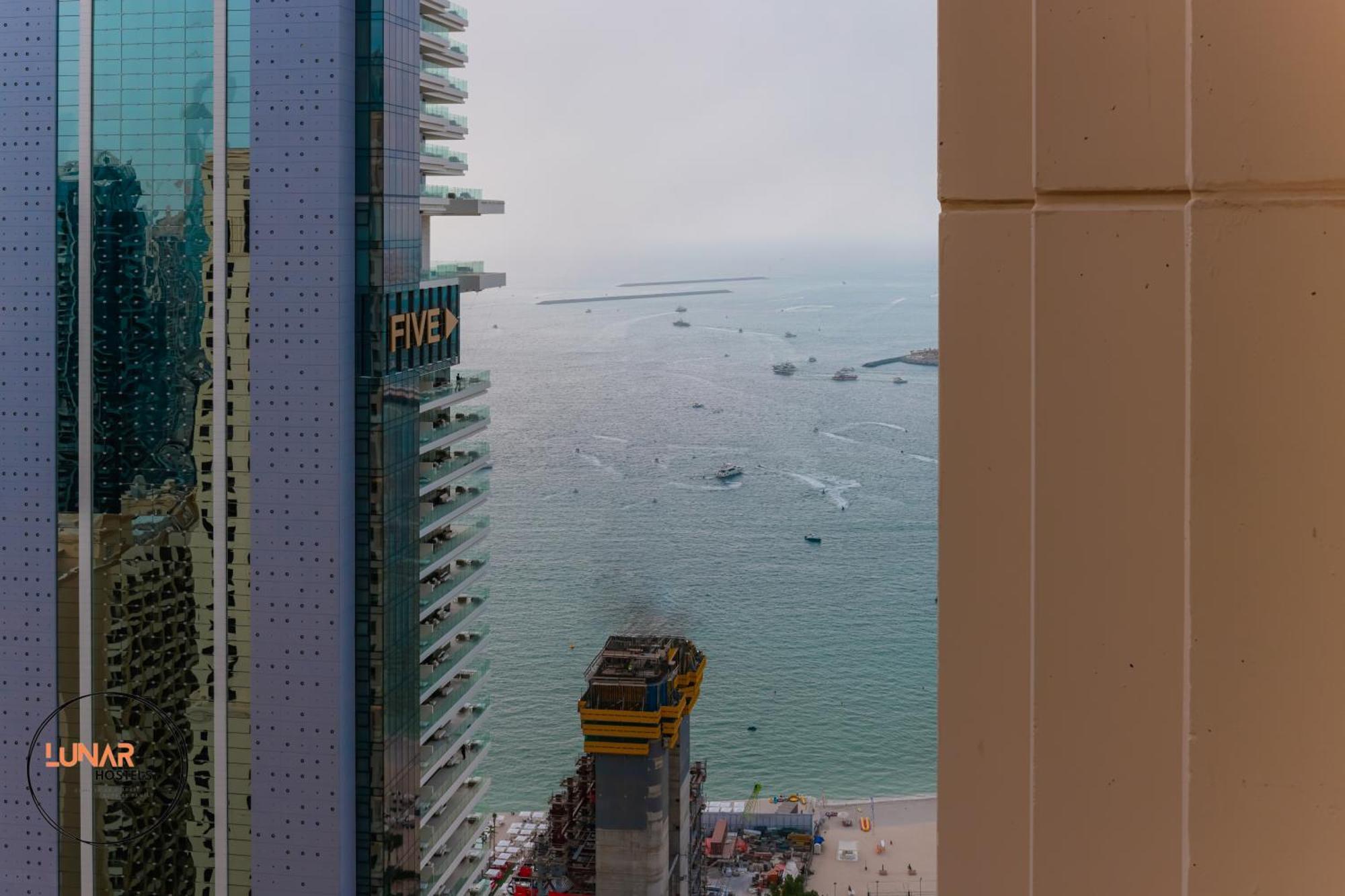 Lunar Cozy Hostel - Jbr Dubai Exterior photo
