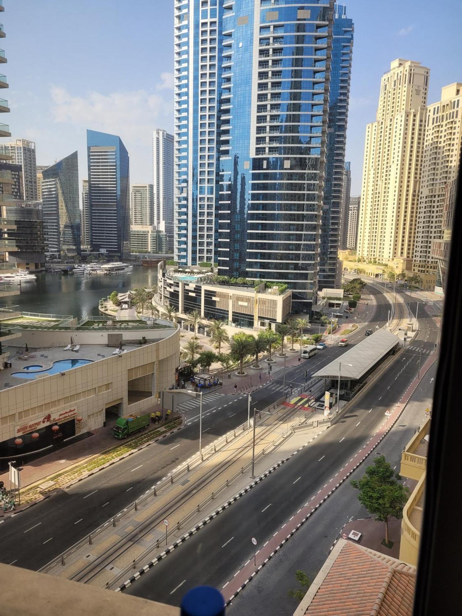 Lunar Cozy Hostel - Jbr Dubai Exterior photo