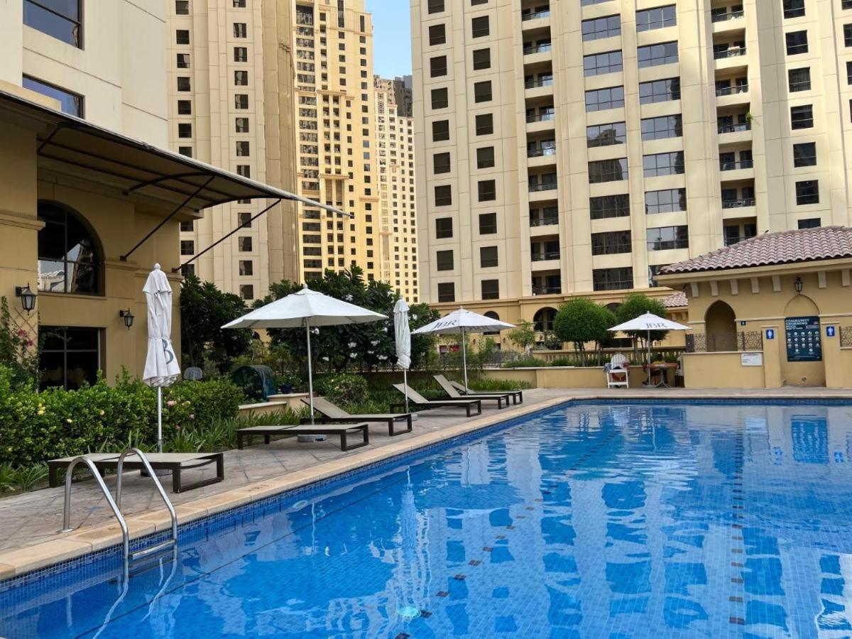 Lunar Cozy Hostel - Jbr Dubai Exterior photo
